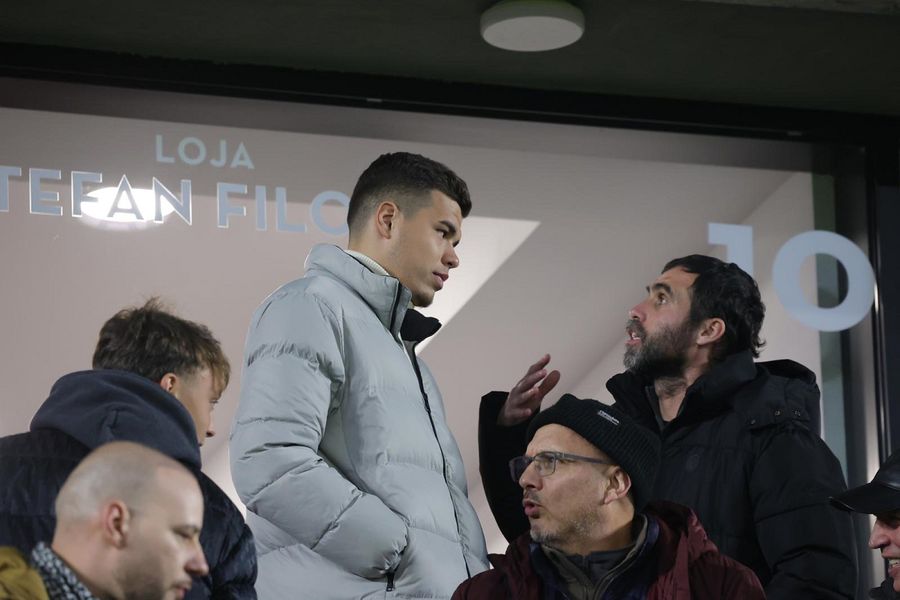 7 momente inedite surprinse de GSP la meciul Rapid - Universitatea Craiova » Giuleștiul, gest superb pentru Siegrist + doi olteni s-au certat continuu pe teren