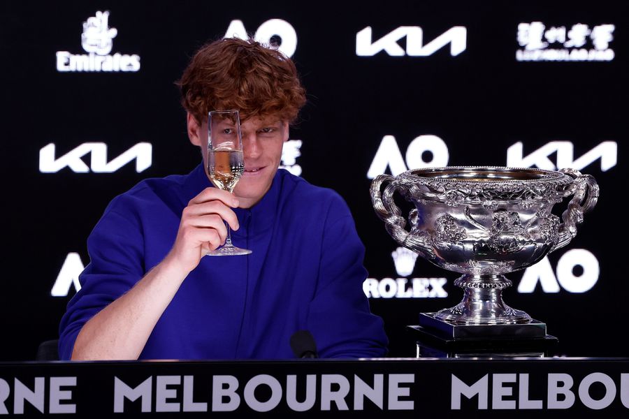 Jannik Sinner la conferința de presă FOTO Guliver/GettyImages Tim Henman despre cazul Sinner: „Mi se pare un pic prea convenabil”