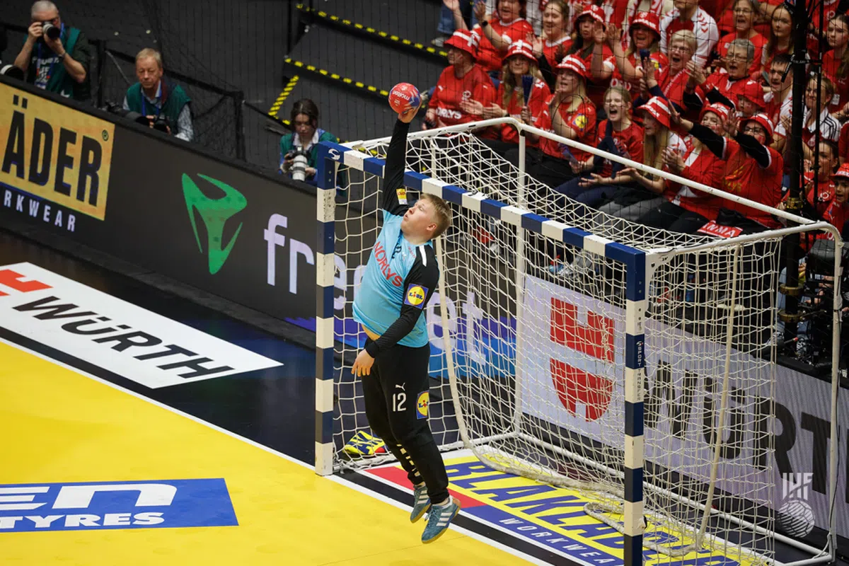 „Ce dracu’ se întâmplă?!” » Stupoare în timpul meciului Cehia - Danemarca de la Campionatul Mondial de handbal masculin: „Penibil și prost realizat”