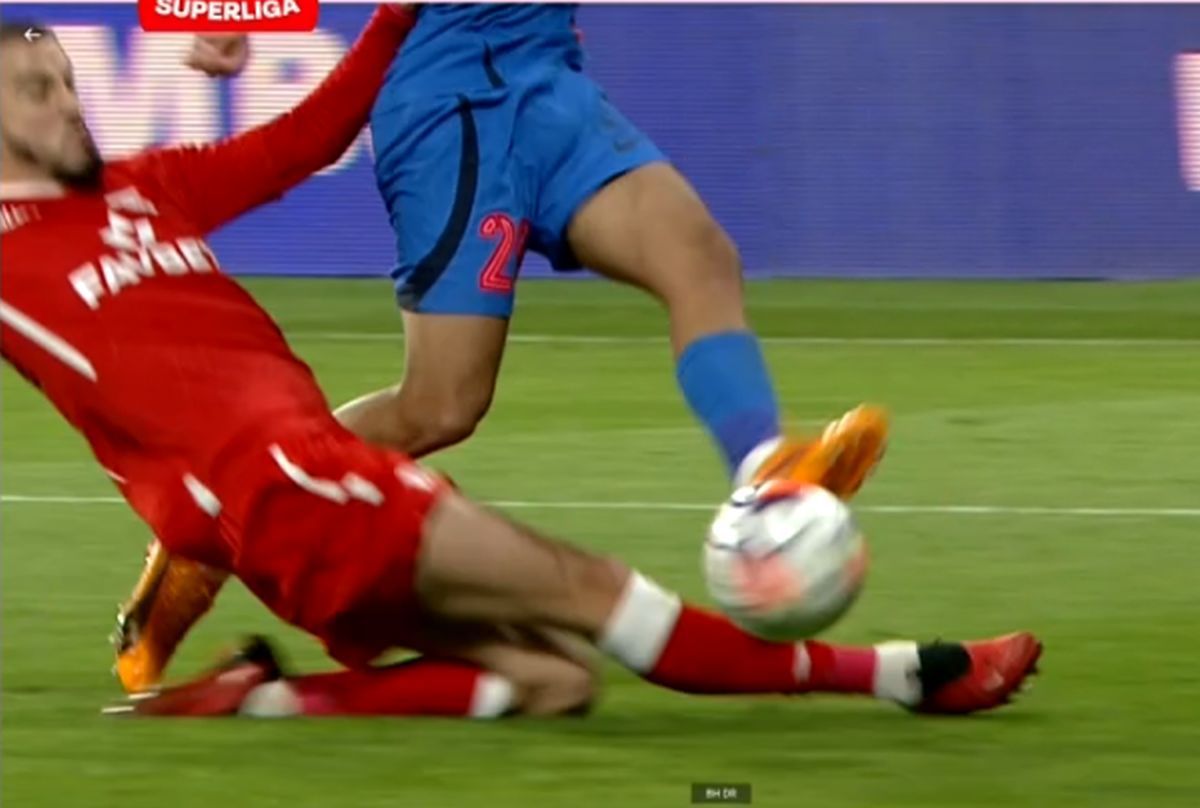 Panduru e contrariat de penalty-ul dictat în UTA - FCSB: „Gata, cu asta schimbi regulile jocului! Nu mai poți băga alunecare în careu”