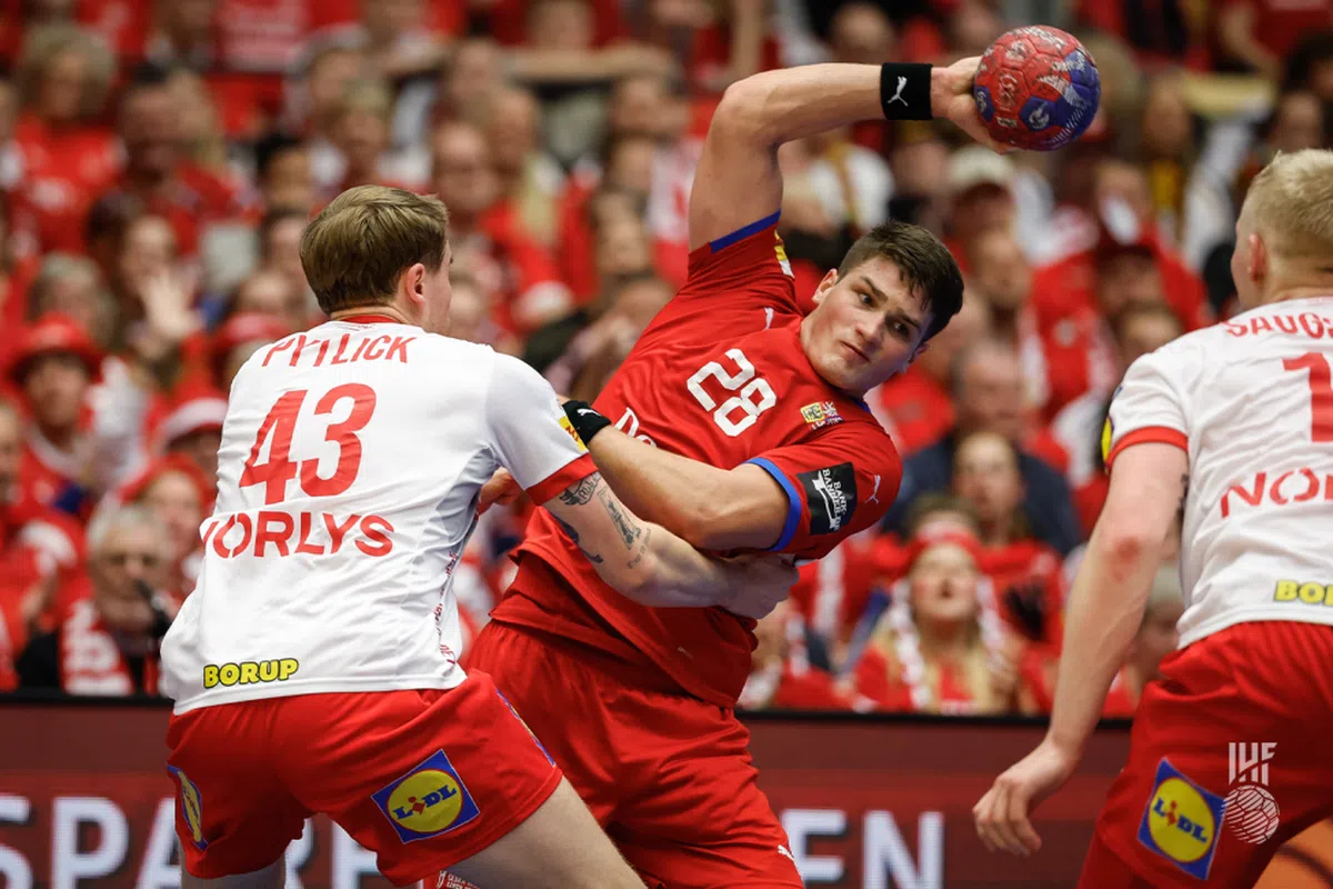 „Ce dracu’ se întâmplă?!” » Stupoare în timpul meciului Cehia - Danemarca de la Campionatul Mondial de handbal masculin: „Penibil și prost realizat”