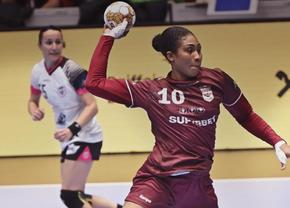 Rapid, prestație onorabilă în Liga Campionilor cu Esbjerg » Denisa Șandru, meci solid între buturi