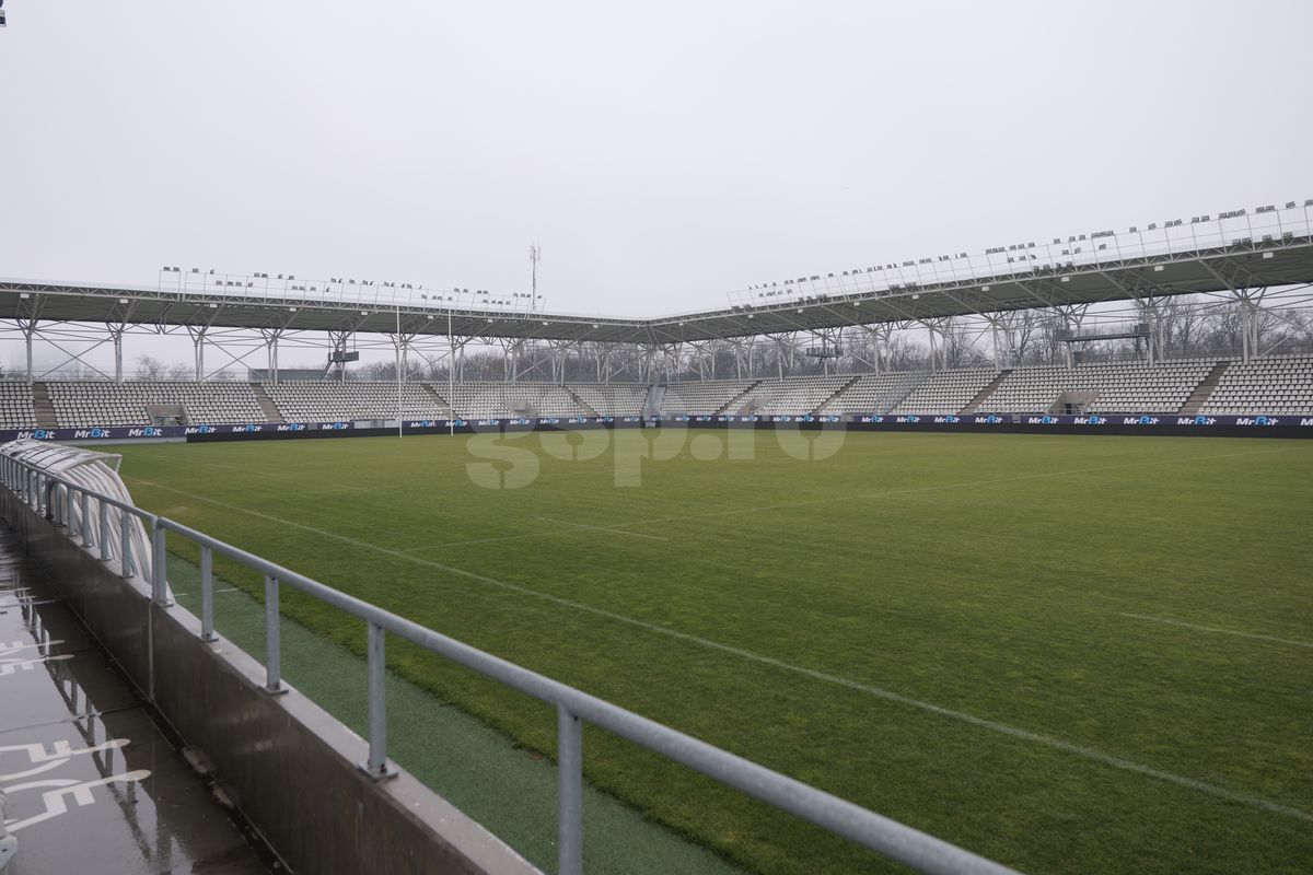 Probleme pentru „câini”? » Cum se prezintă gazonul de pe „Arcul de Triumf”, cu 4 zile înainte de Dinamo - Petrolul