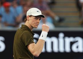 După emoțiile din turul 3, Jannik Sinner l-a dominat pe Luciano Darderi și s-a calificat în „sferturi” la Australian Open: „A fost foarte dificil”