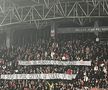 Derapaj rasist al suporterilor arădeni la adresa Rapidului // FOTO: Facebook @Ultras Romania 1918
