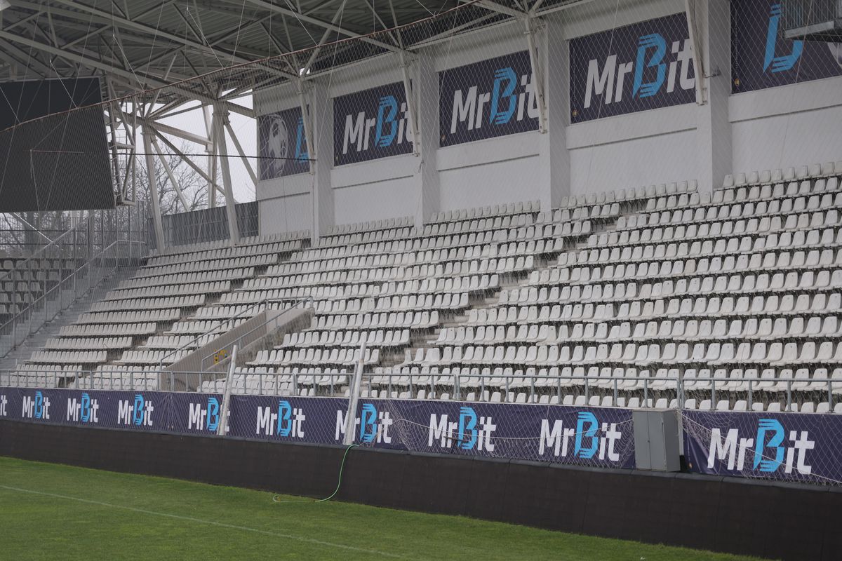 Probleme pentru „câini”? » Cum se prezintă gazonul de pe „Arcul de Triumf”, cu 4 zile înainte de Dinamo - Petrolul