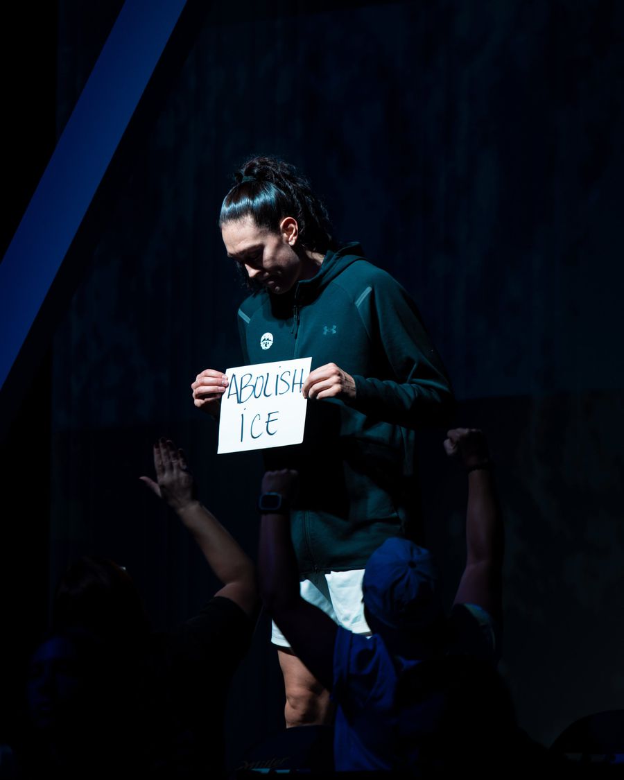 Breanna Stewart/Foto: X După ce agenții ICE au omorât un om în Minneapolis, jucătorii și antrenorii din NBA trimit un protest istoric