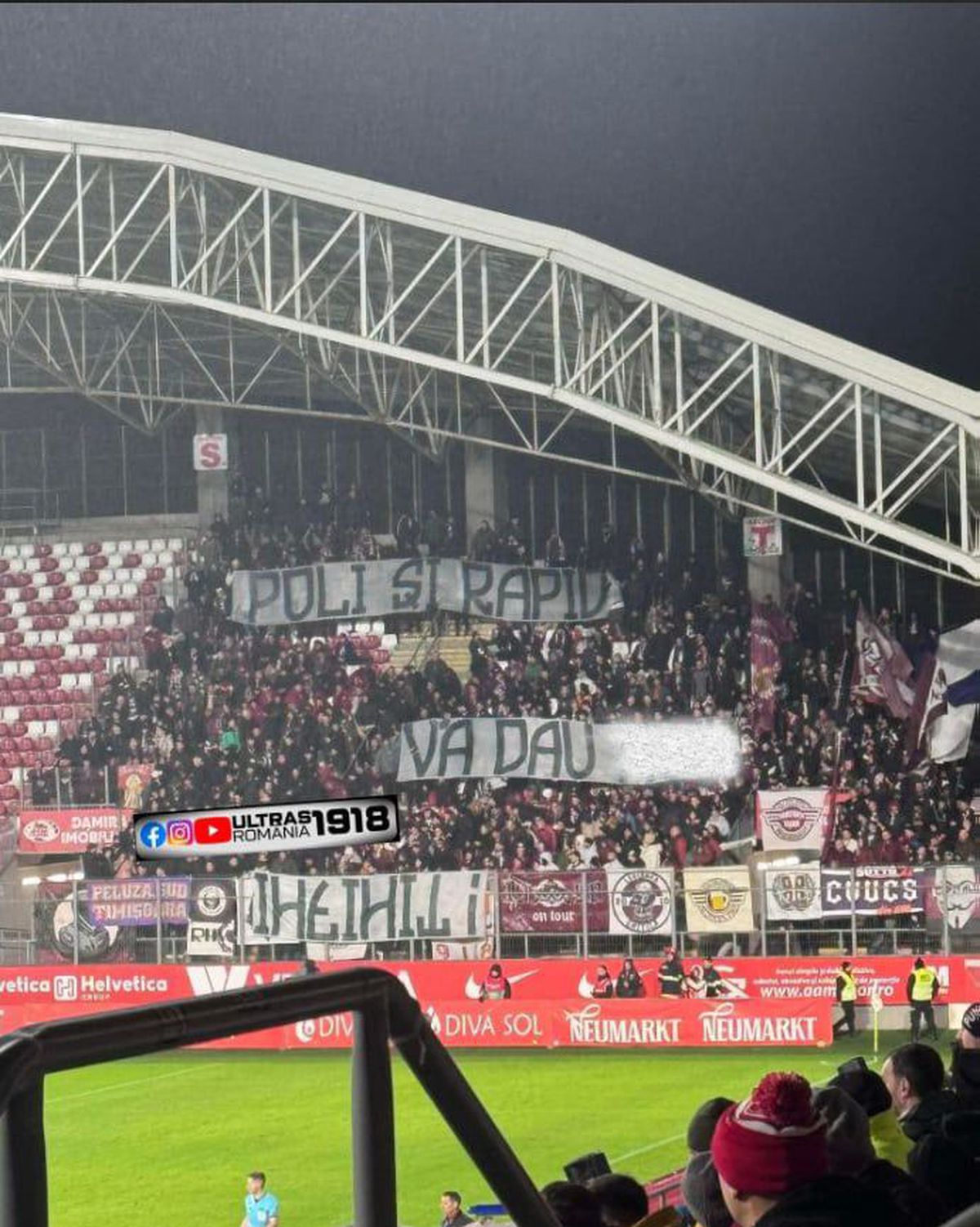 Derapaj rasist al suporterilor arădeni la adresa Rapidului