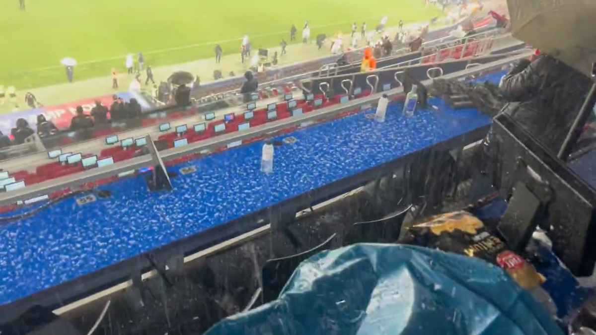 Imagini rușinoase de la Barcelona » Un miliard și jumătate de euro pentru un „stadion-cascadă”