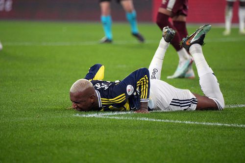 Fenerbahce, posesie amețitoare la ultimul meci înaintea jocului cu FCSB // foto: Imago