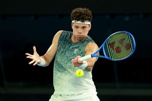 Ben Shelton, ultimul jucător calificat în „sferturi” la Australian Open » Cum arată tabloul competiției masculine și celei feminine