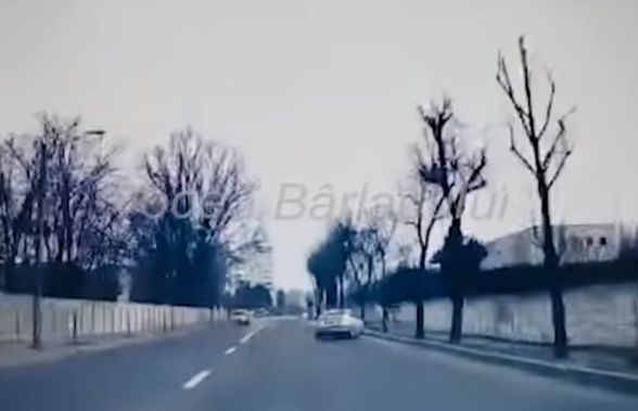 VIDEO Doi tineri au murit într-un accident teribil! Șoferul unui BMW a pierdut controlul mașinii după o depășire