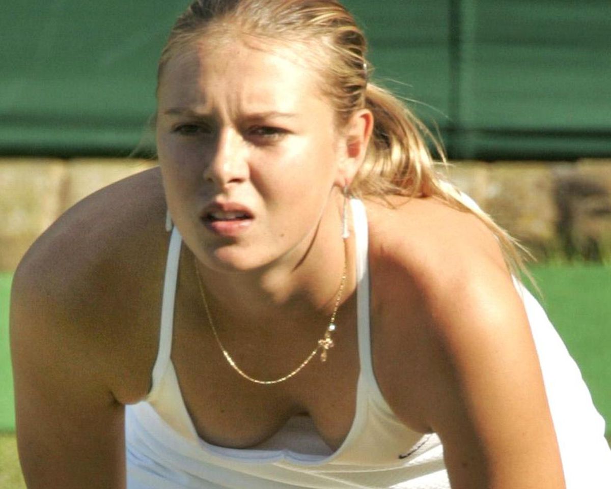 Maria Sharapova a dezvăluit momentul cumplit din carieră: „Am chemat-o pe mama să doarmă cu mine! Totul m-a dezgustat complet”