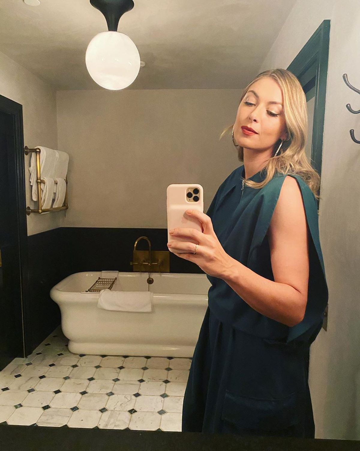 Maria Sharapova a dezvăluit momentul cumplit din carieră: „Am chemat-o pe mama să doarmă cu mine! Totul m-a dezgustat complet”