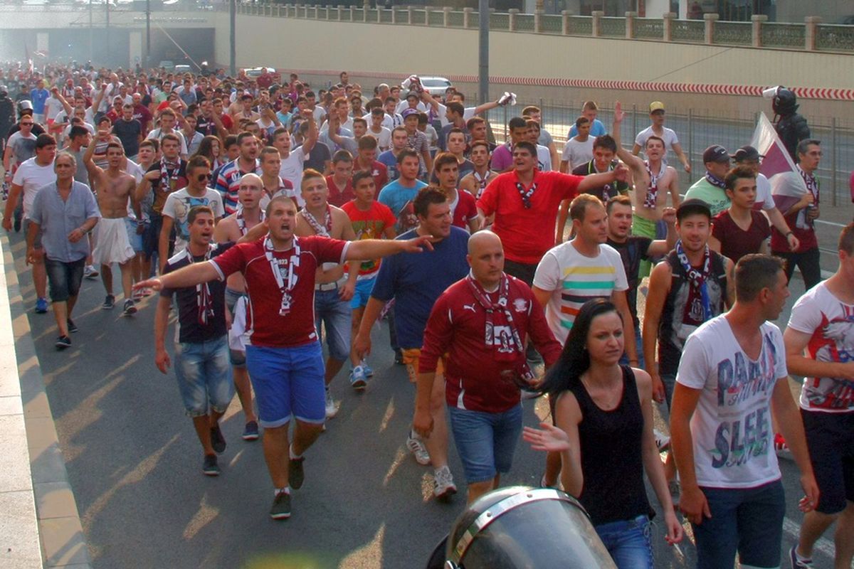 EXCLUSIV Trauma pe care a trăit-o în copilărie unul dintre cei mai cunoscuți artiști români: „Am luat bătaie de la rapidiști, la Lujerului!”