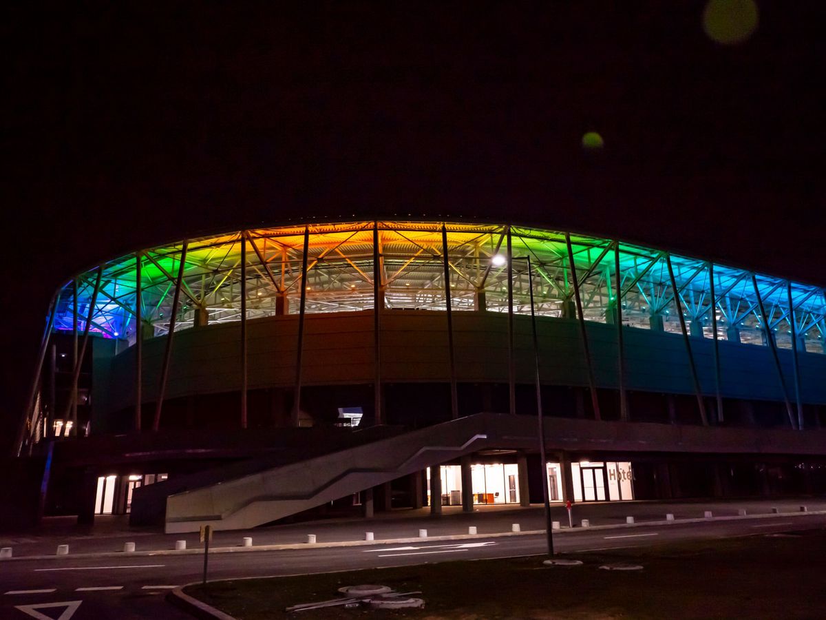 Ultimul retuș la arena din Ghencea » Imagine strălucitoare pentru steliști