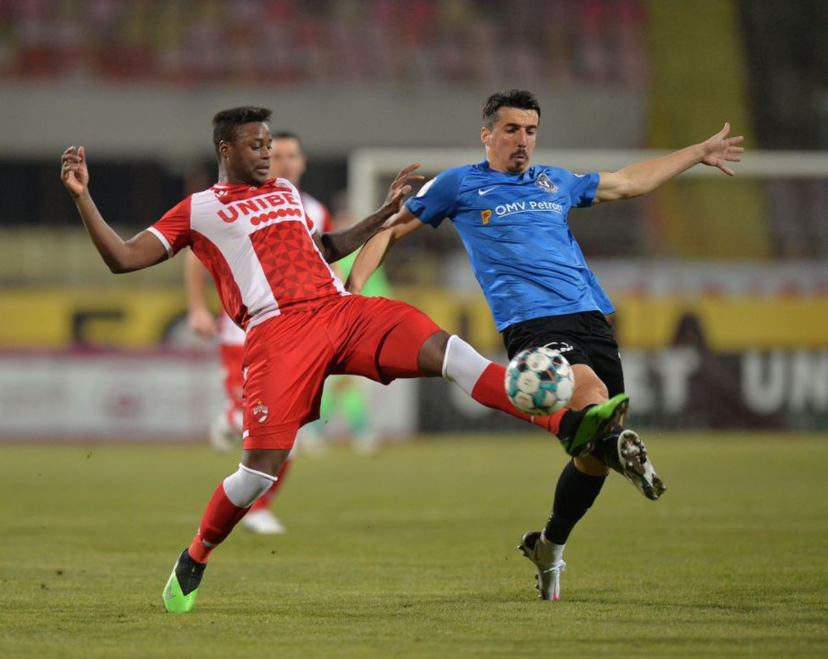 EXCLUSIV Mircea Lucescu, director la Dinamo: „Își dăduse acordul” » Planurile concrete prin care Nicolae Badea încearcă să salveze clubul