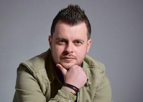 Vlad Nedelea, reporter GSP, nominalizat de Asociația Internațională a Presei de Sport la premiul de „Tânărul jurnalist al anului 2021”, pentru povestea emoționantă a lui Florin Hidișan în luptă cu cancerul