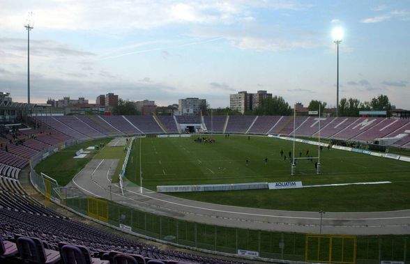 Stadionul „Dan Păltinișanu” din Timișoara, închis după problemele cu nocturna de la meciul cu Petrolul: „Semne clare de degradare”