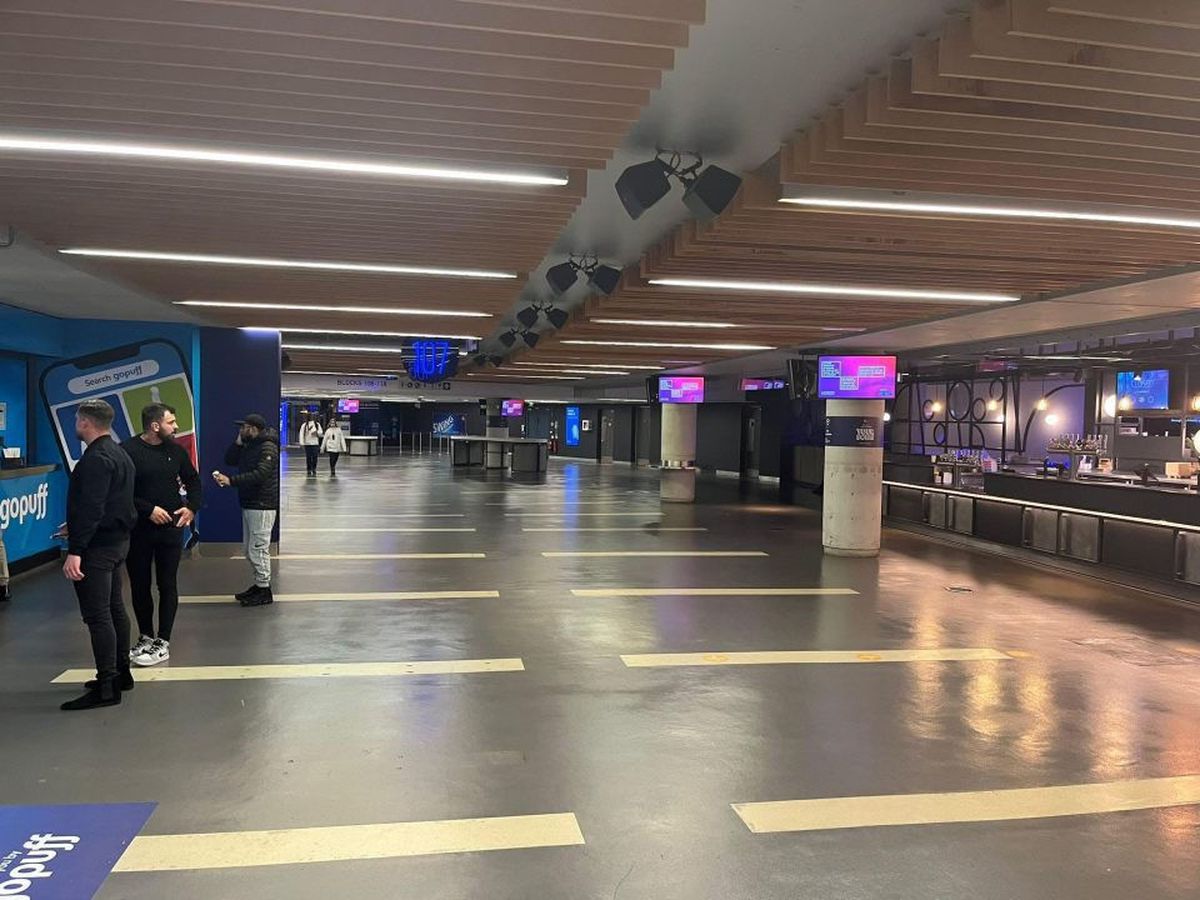 Meciul dintre Floyd Mayweather și Aaron Chalmers, desființat de fanii boxului: „O farsă! Cel mai urât lucru pe care l-am văzut vreodată în sport!”