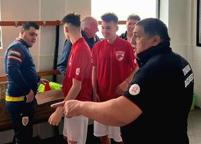 Acționari noi, obiceiuri vechi » În lipsa banilor, tot suporterii fac investiții în club