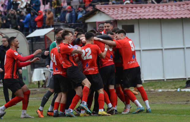 Revine în Liga 1 după 25 de ani? „Îmi doresc din suflet. Se muncește mult la obținerea dreptului de promovare”