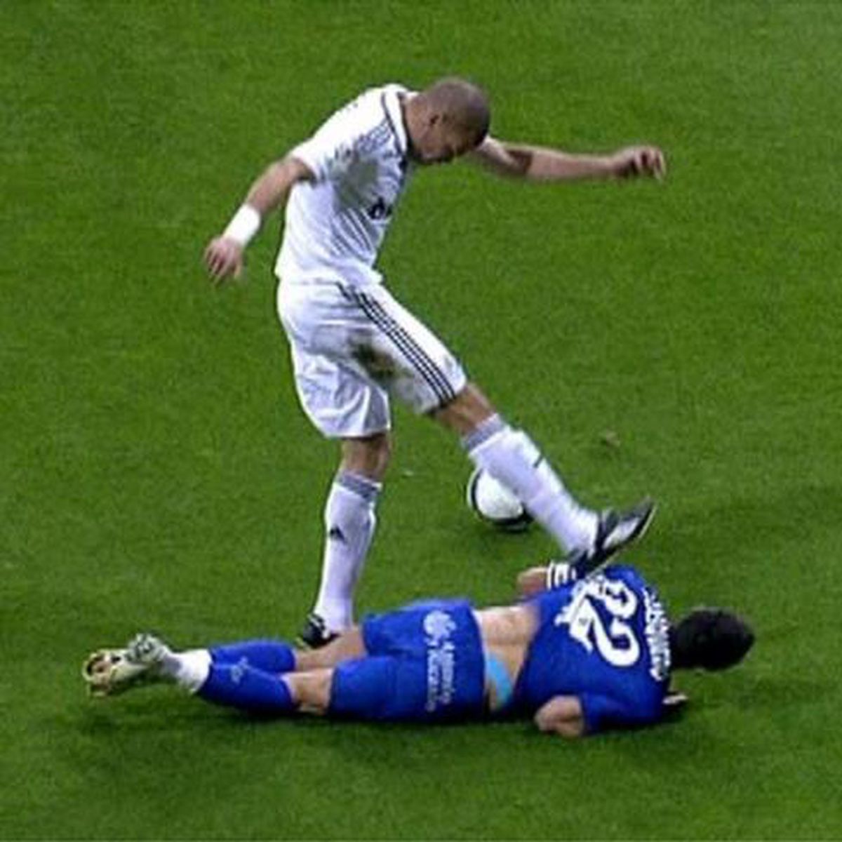 Imaginile care acum ar fi INTERZISE la TV » În trecut, regizorii „le-au scăpat” pe transmisiunile live