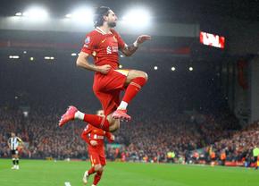 Liverpool s-a impus confortabil în duelul cu Newcastle și s-a distanțat la 13 puncte de Arsenal