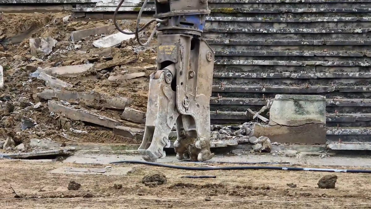 A început demolarea legendarei arene din România, inaugurată în 1963!