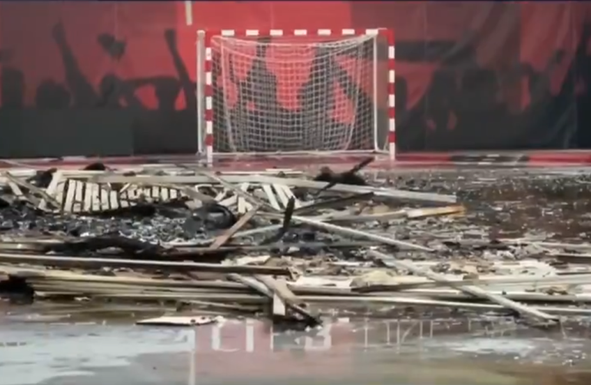 Sala Auguste-Delaune, casa echipei de handbal masculin US Ivry, a fost distrusă de un incendiu. Oficialii clubului încă nu au decis ce urmează pentru legendara grupare franceză.