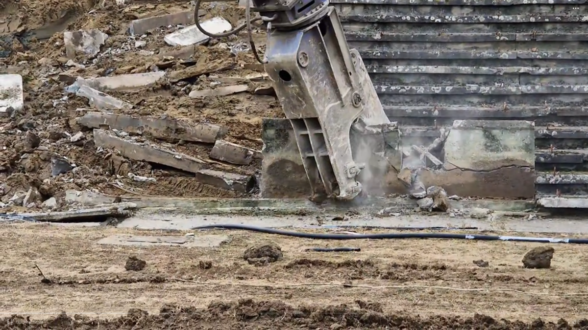 A început demolarea stadionului „Dan Păltinișanu”