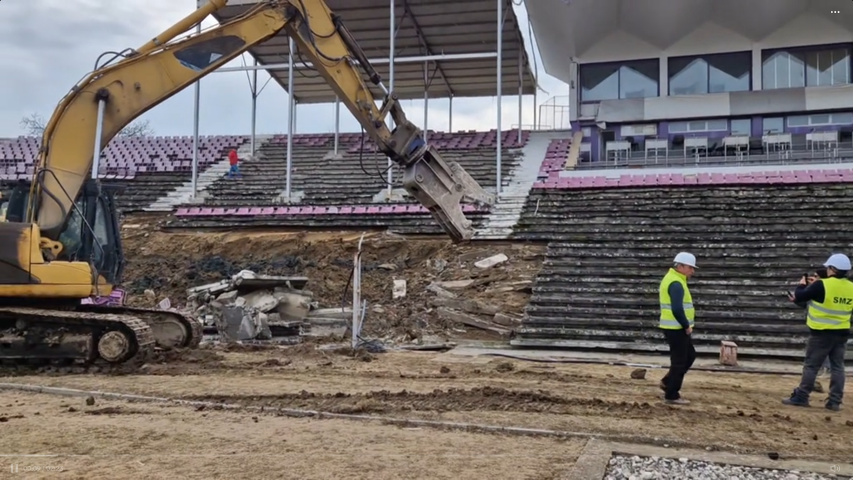 A început demolarea legendarei arene din România, inaugurată în 1963!