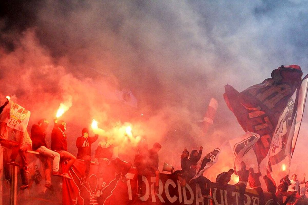 Jandarmeria neagă implicarea galeriilor de fotbal în protestele pro-Călin Georgescu