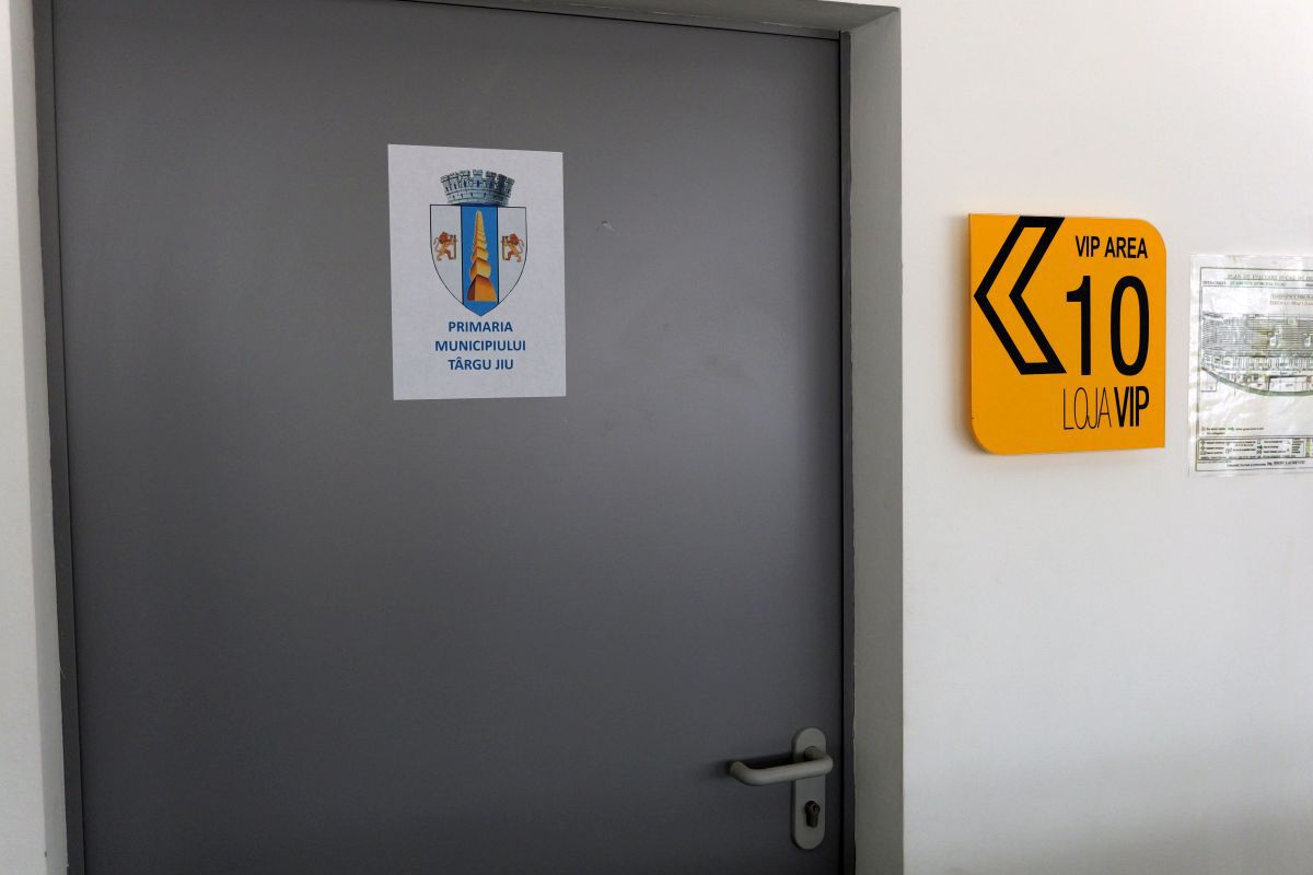 Stadionul funcționarilor! La 7 ani de la inaugurare, arena de 12.000 de locuri din România e casa angajaților Primăriei » GSP a intrat în complexul care a costat milioane de euro