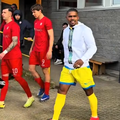 Douglas Costa a evoluat pe un stadion de 750 de locuri // Capturi FOTO: Tiktok @mundialitopodcast