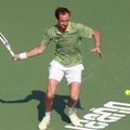 Daniil Medvedev, în „sferturi” la Dubai/Foto: Imago Images