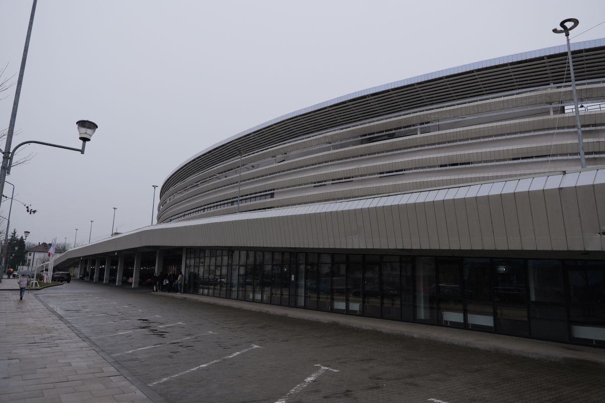 Concurs de „Miss” și meciuri de Liga 3 » Stadionul de 30 de milioane € este „gaură neagră”: cheltuieli de 230 de ori mai mari decât veniturile!