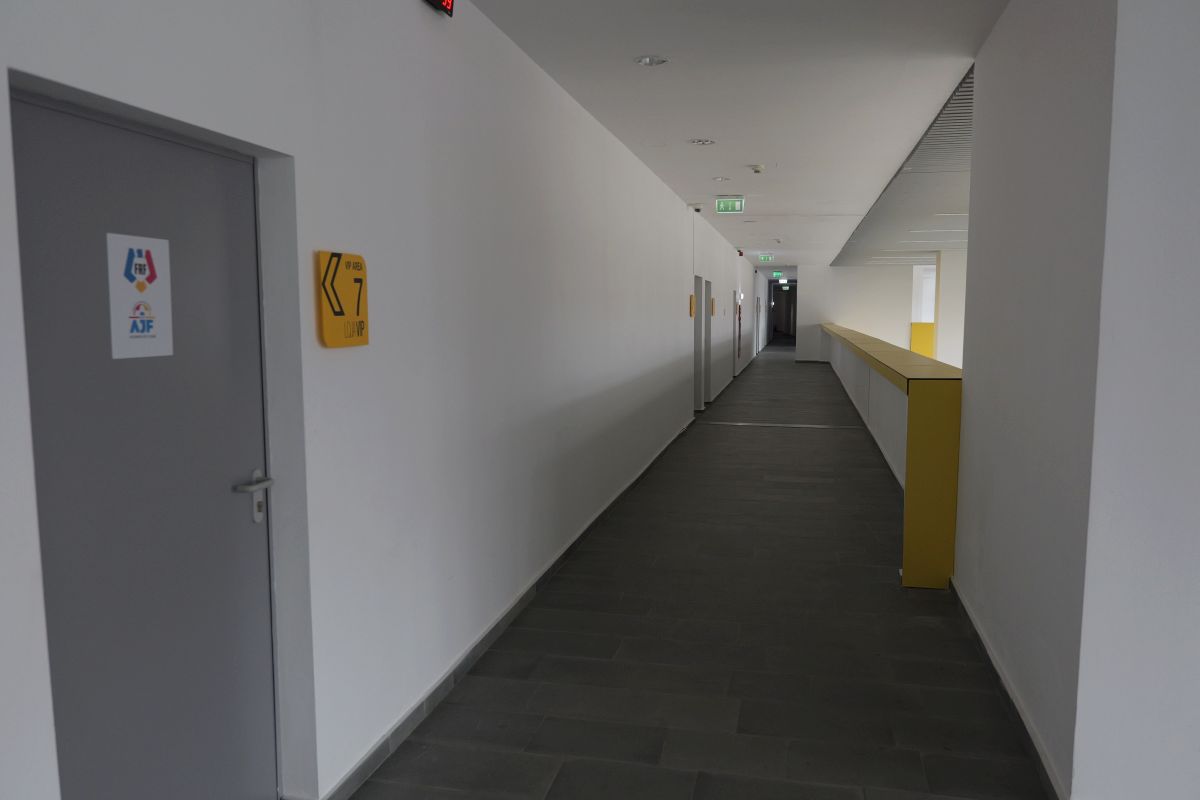 Stadionul funcționarilor! La 7 ani de la inaugurare, arena de 12.000 de locuri din România e casa angajaților Primăriei » GSP a intrat în complexul care a costat milioane de euro