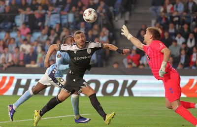 Ionuț Radu a câștigat duelul cu Răzvan Lucescu! Toate rezultatele din play-off-ul pentru „optimile” EL