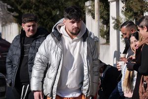 A doua zi de audieri în dosarul pariurilor » Fratele lui Paul Papp, prezent la Parchet