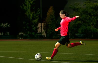 „Am sacrificat bucuriile de moment, sportul mă definește” » Fotbalista de 17 ani a Rapidului a revenit după o accidentare gravă: „Așa m-am disciplinat”