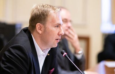 CORONAVIRUS / Victor Costache, ministrul Sănătății, și-a dat demisia! Motivul care a dus la această decizie