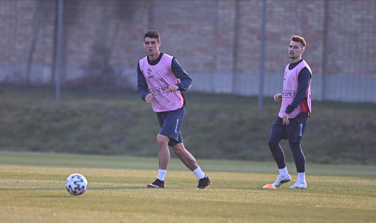 Adrian Mutu pregătește atent înfruntarea cu Ungaria U21 » A băgat 4 jucători în ședință