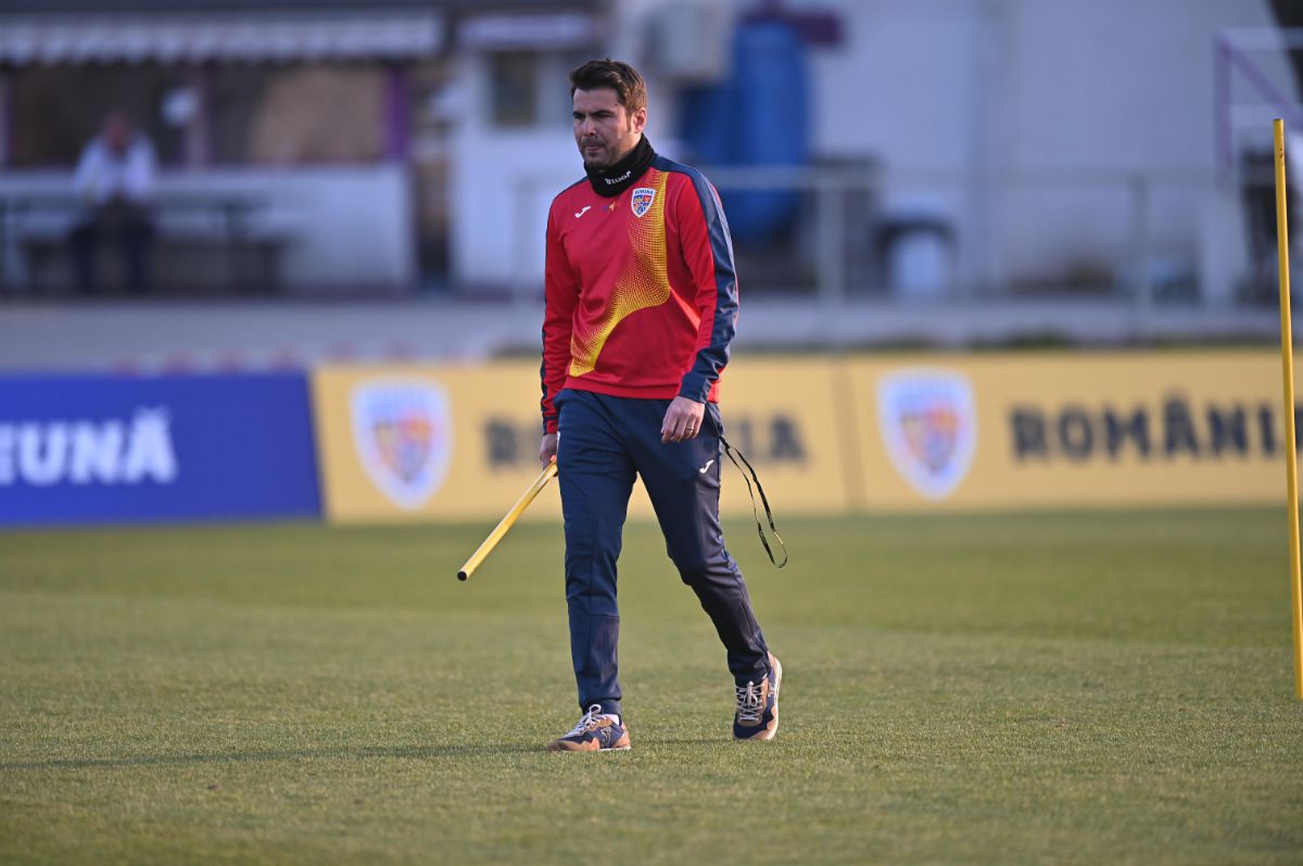 Adrian Mutu pregătește atent înfruntarea cu Ungaria U21 » A băgat 4 jucători în ședință