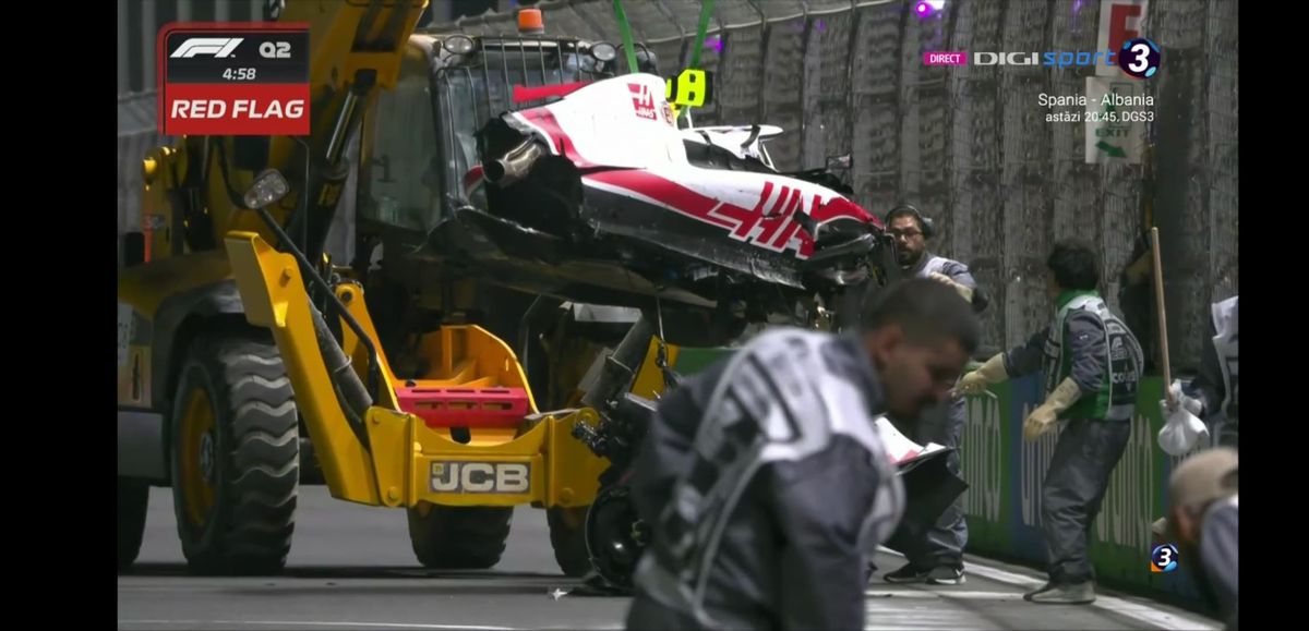 Mick Schumacher, accident teribil în calificările Marelui Premiu al Arabiei Saudite // Foto: Capturi DigiSport + Imago