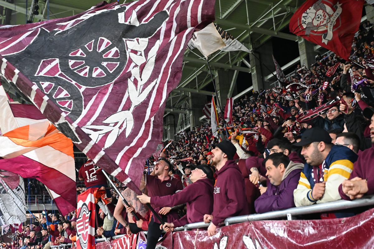 Ce nu s-a văzut la TV în ziua inaugurării arenei din Giulești » Gesturile lui Mihai Iosif, surpriza de la „oficială” și Daniel Niculae one-man show