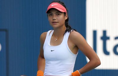 Emma Răducanu se răfuiește cu fanii: „Public o poză și gata, nu mă mai interesează tenisul!”