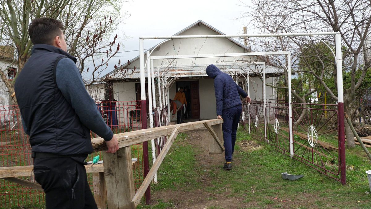 Antrenorul care l-a descoperit pe Budescu a făcut infarct de trei ori! „Dacă ești fotbalist, joci și printre căcăreze!”