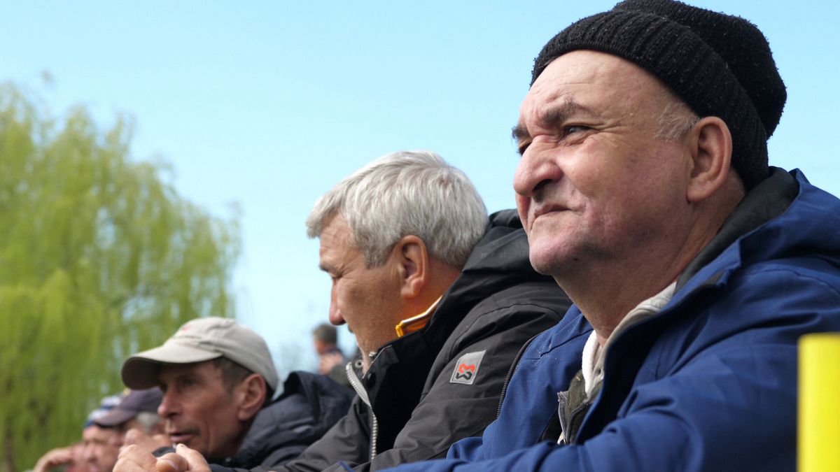 Antrenorul care l-a descoperit pe Budescu a făcut infarct de trei ori! „Dacă ești fotbalist, joci și printre căcăreze!”