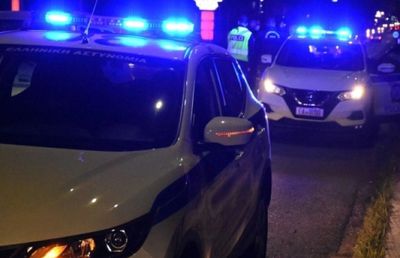 Suporter adolescent înjunghiat de trei ori în centrul Atenei: „M-au întrebat cu ce echipă țin”